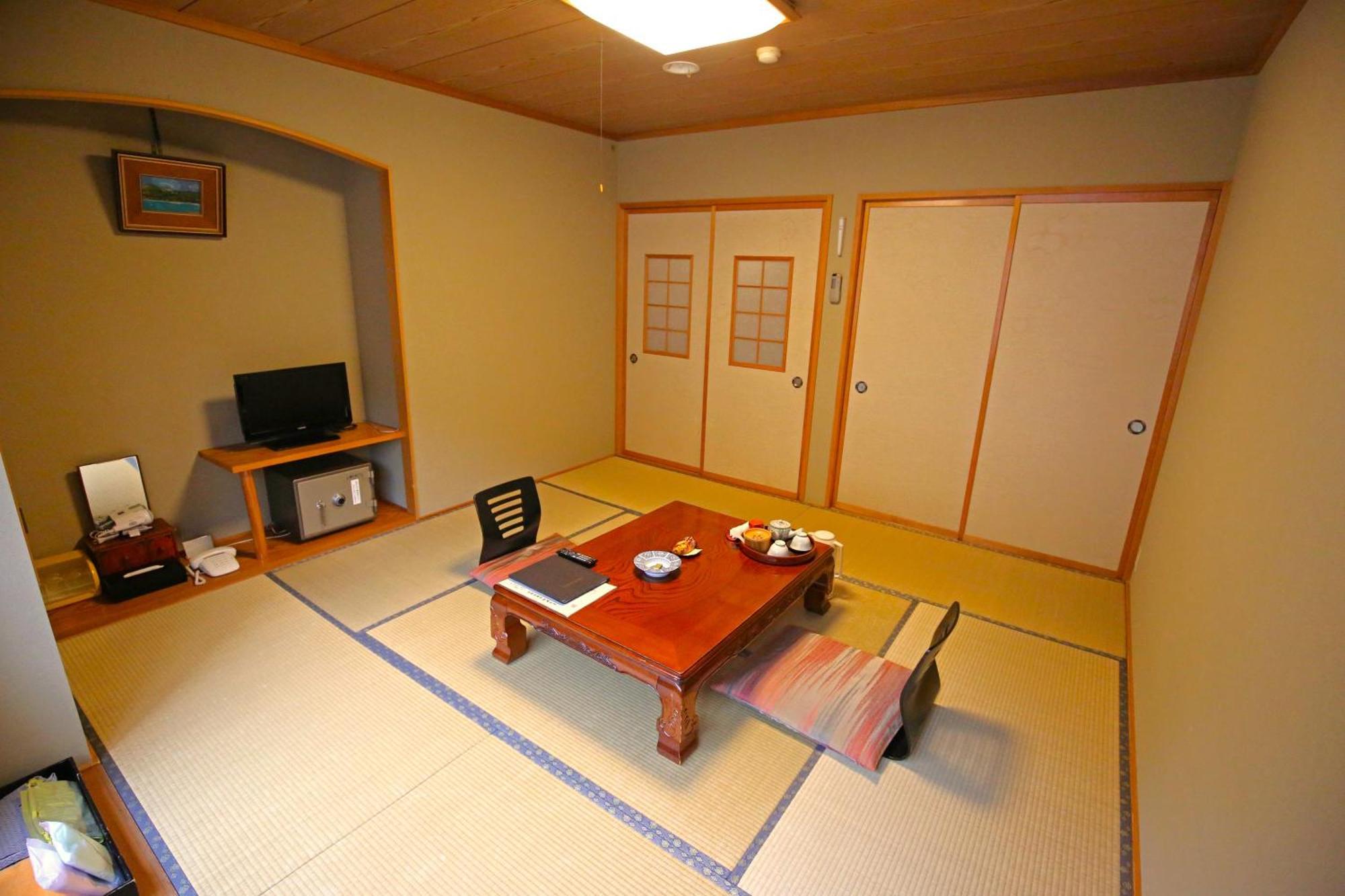 Nakajimaya Ryokan Нодзаваонсен Экстерьер фото