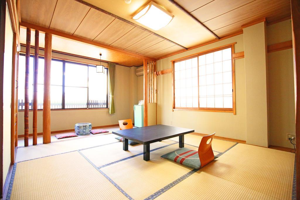 Nakajimaya Ryokan Нодзаваонсен Экстерьер фото